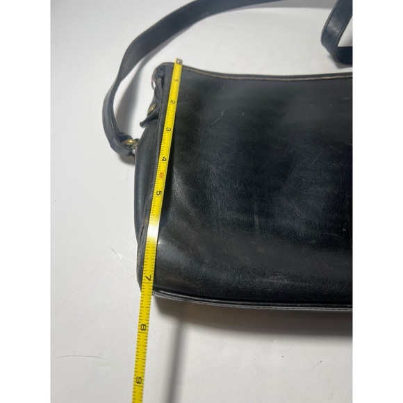 Coach vintage Black Leather Crossbody Bag - Picture 10 of 11